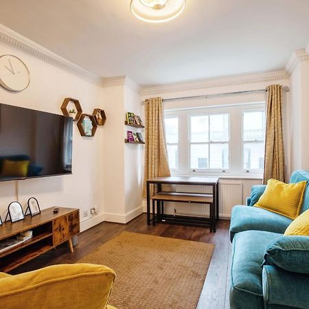 A Stunning Apartment In Paddington London Bagian luar foto